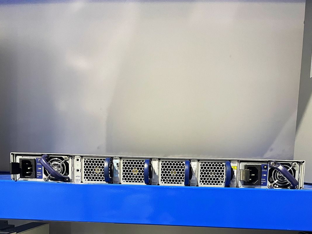 48 Port 10G SFP DCS-7050SX-64-R P Switch Networking Solution For Data Transfer