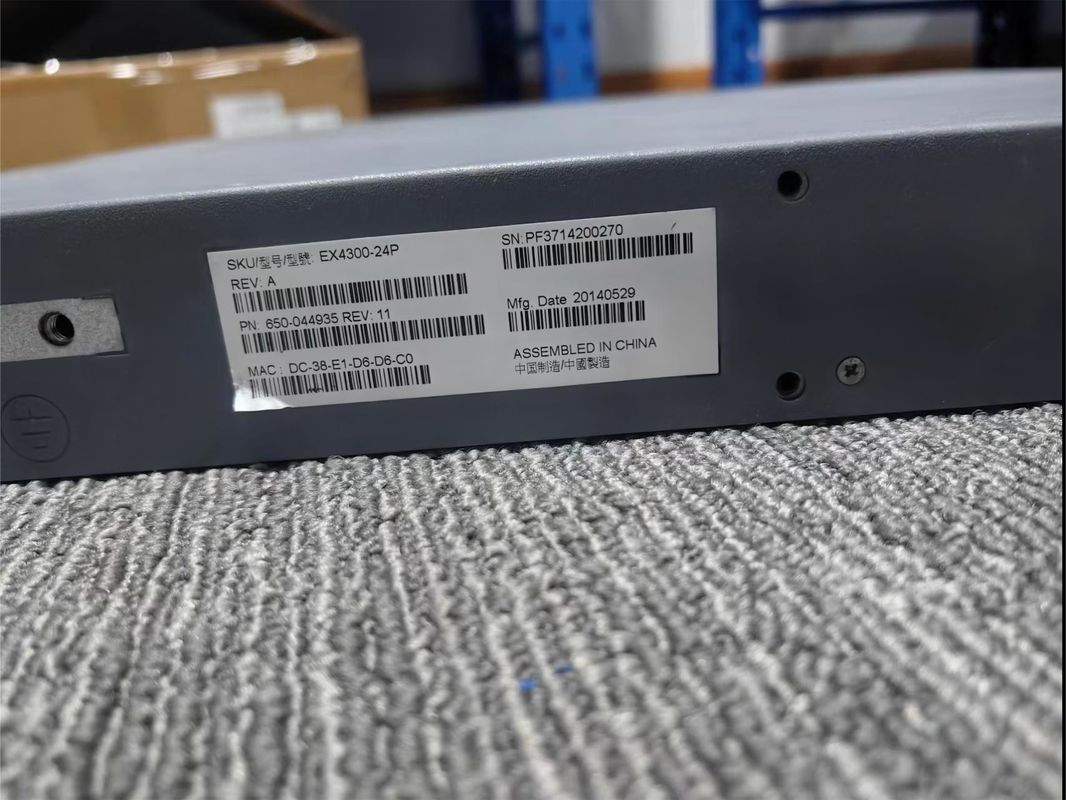 10/100/1000Mbps  Juniper EX4300-24P Services Gateway Full-Duplex Half-Duplex