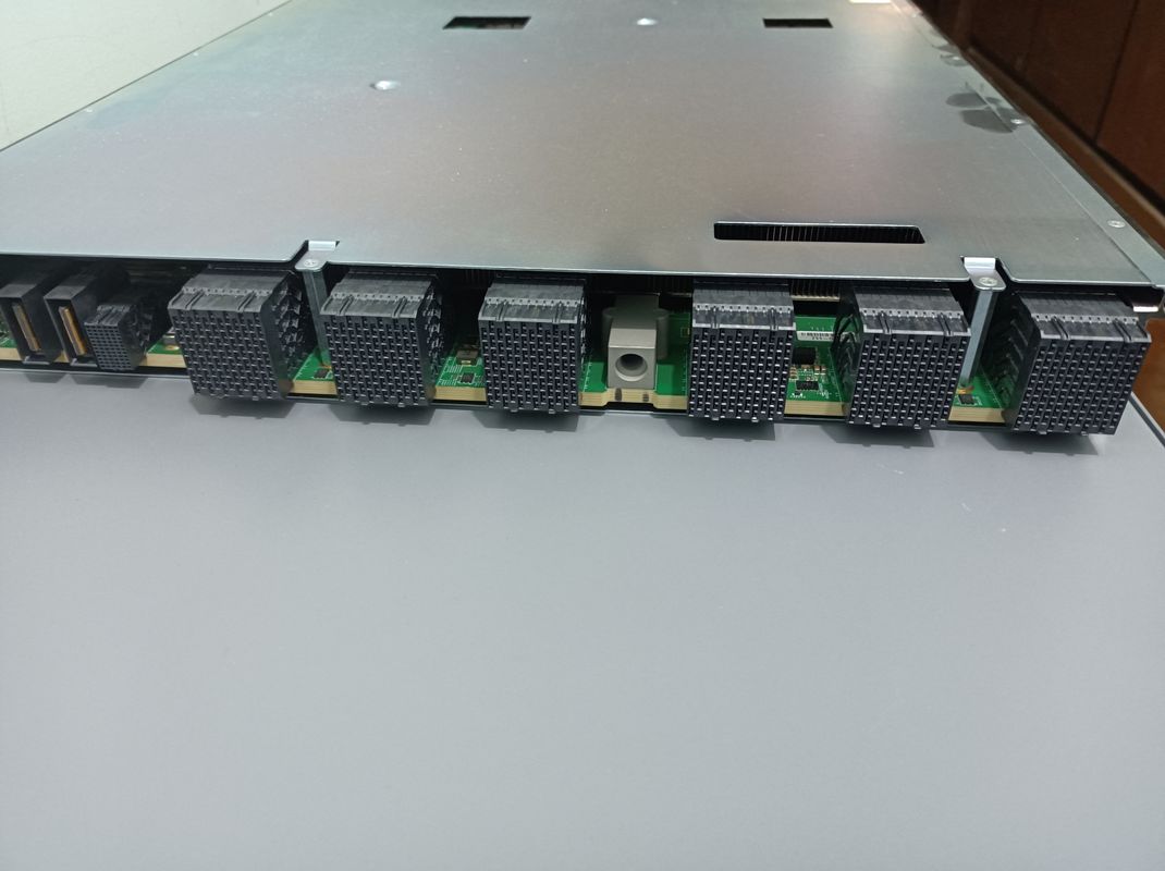 JNP10K-LC1201 32x100G & 4x400G Line Card For PTX10000 PTX10004 PTX10008